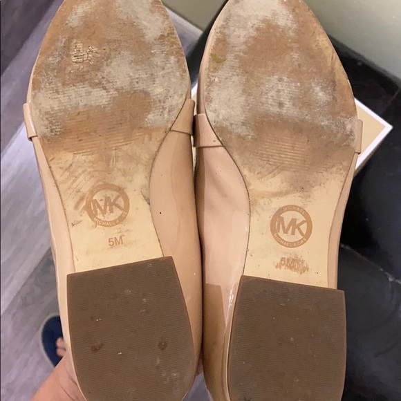 Shoes - Picture 2 of 3